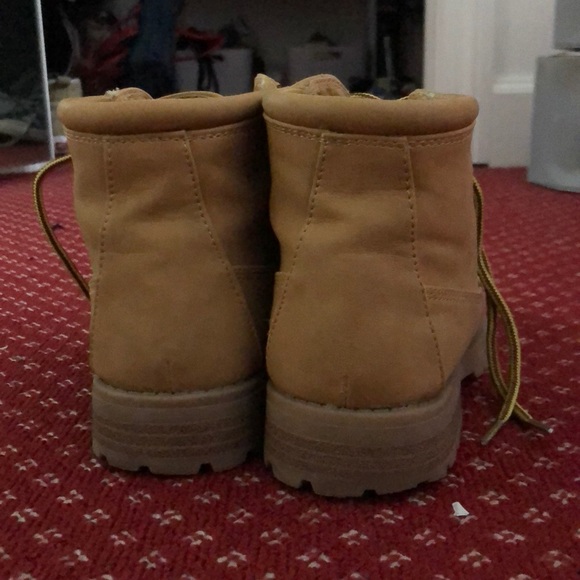 Rainy Boots ✨ WORN ONCE - Picture 4 of 6